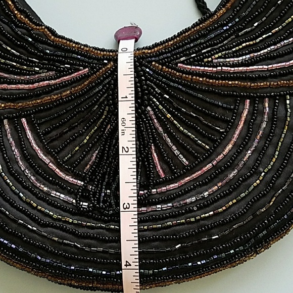 💥SALE💥BLACK KIDNEY SHAPED BEADED EVENING BAG - Picture 6 of 7